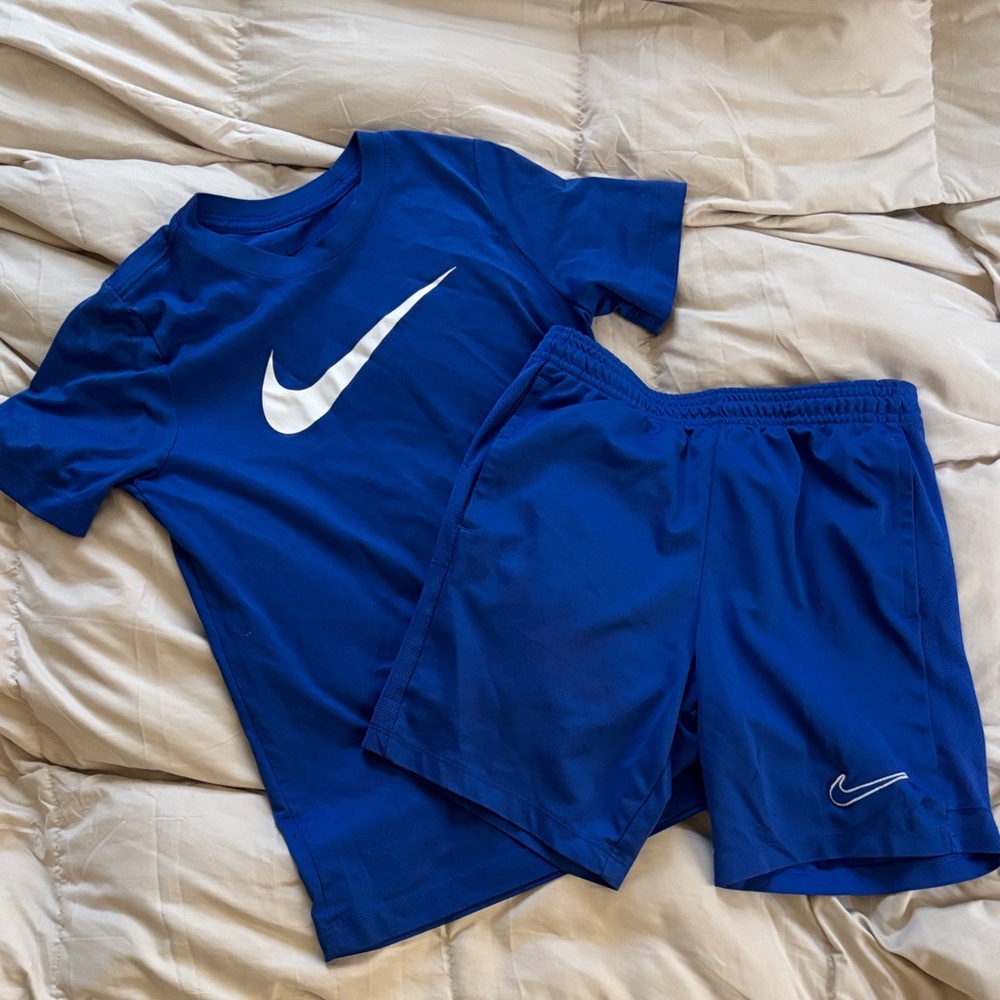 Nike Dri-fit Athletic Shirt Shorts Matching Set Vibrant Blue White Swoosh Sm/Med